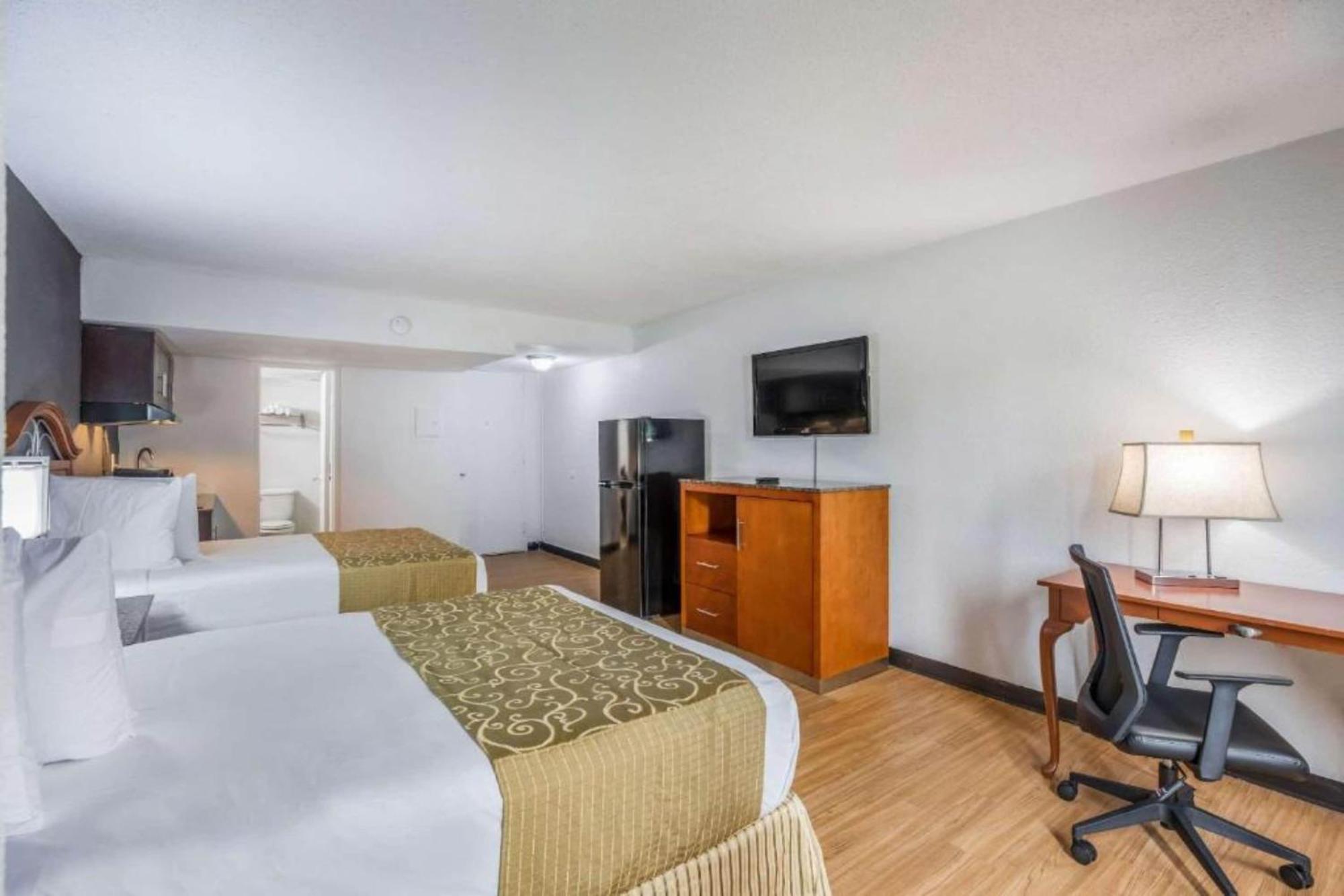 Oyo Hotel Orlando Airport Exterior photo